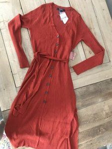 NWT Forever 21 Long Sleeved Ribbed Knit Dress Belt Rust Size LARGE